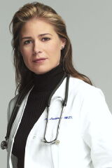 Maura Tierney