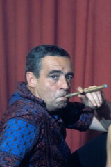 Max Pécas