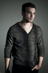 Max Thieriot