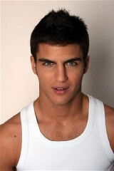 Maxi Iglesias