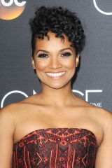 Mekia Cox