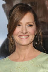 Melissa Leo