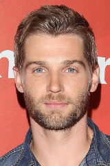 Mike Vogel