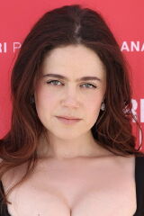 Molly Gordon