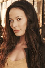 Moon Bloodgood