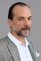 Muhammet Uzuner