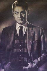 Muzaffer Tema