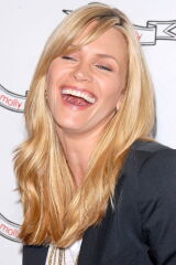 Natasha Henstridge