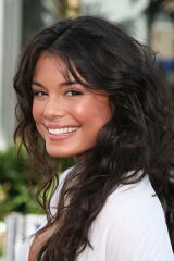 Nathalie Kelley