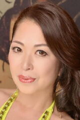 Natsuko Kayama