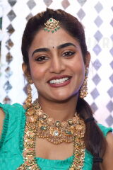 Nayani Pavani