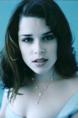 Neve Campbell
