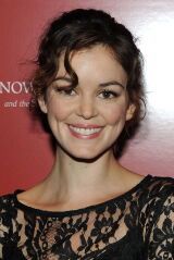 Nora Zehetner