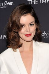 Nora Zehetner