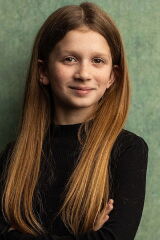 Olivia Lynes