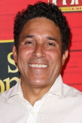 Oscar Nuñez