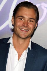 Patrick John Flueger
