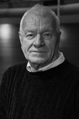 Philip Voss