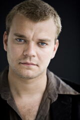 Pilou Asbæk