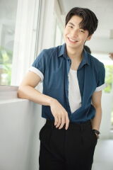 Ponlawit Ketprapakorn
