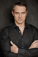 Ralf Bauer