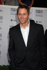 Rob Estes