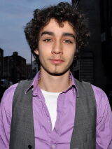 Robert Sheehan