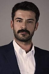 Rüzgar Aksoy