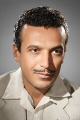 Sadri Alışık