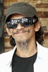 Saiful Apek