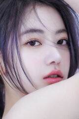 Sakura Miyawaki