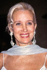 Sally Kirkland