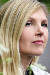 Sarah Cracknell