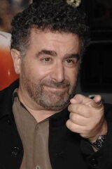 Saul Rubinek