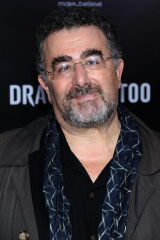 Saul Rubinek