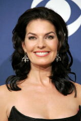Sela Ward