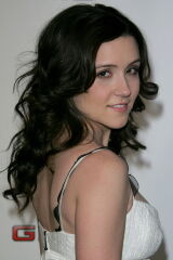 Shannon Woodward