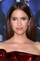 Shelley Hennig