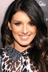 Shenae Grimes-Beech