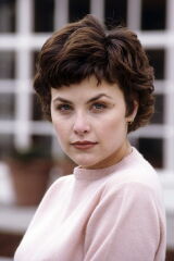 Sherilyn Fenn