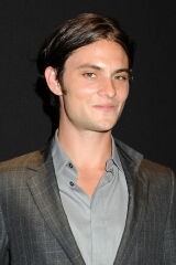 Shiloh Fernandez