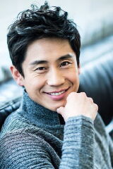 Shin Ha-kyun