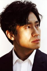 Shin Ha-kyun