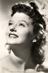 Simone Valère