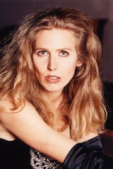 Sophie B. Hawkins