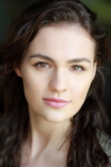 Sophie Skelton