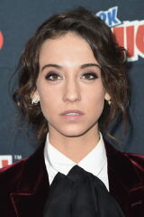 Stella Maeve