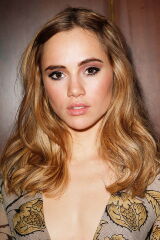 Suki Waterhouse