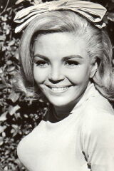 Suzie Kaye