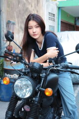 Tipnaree Weerawatnodom
